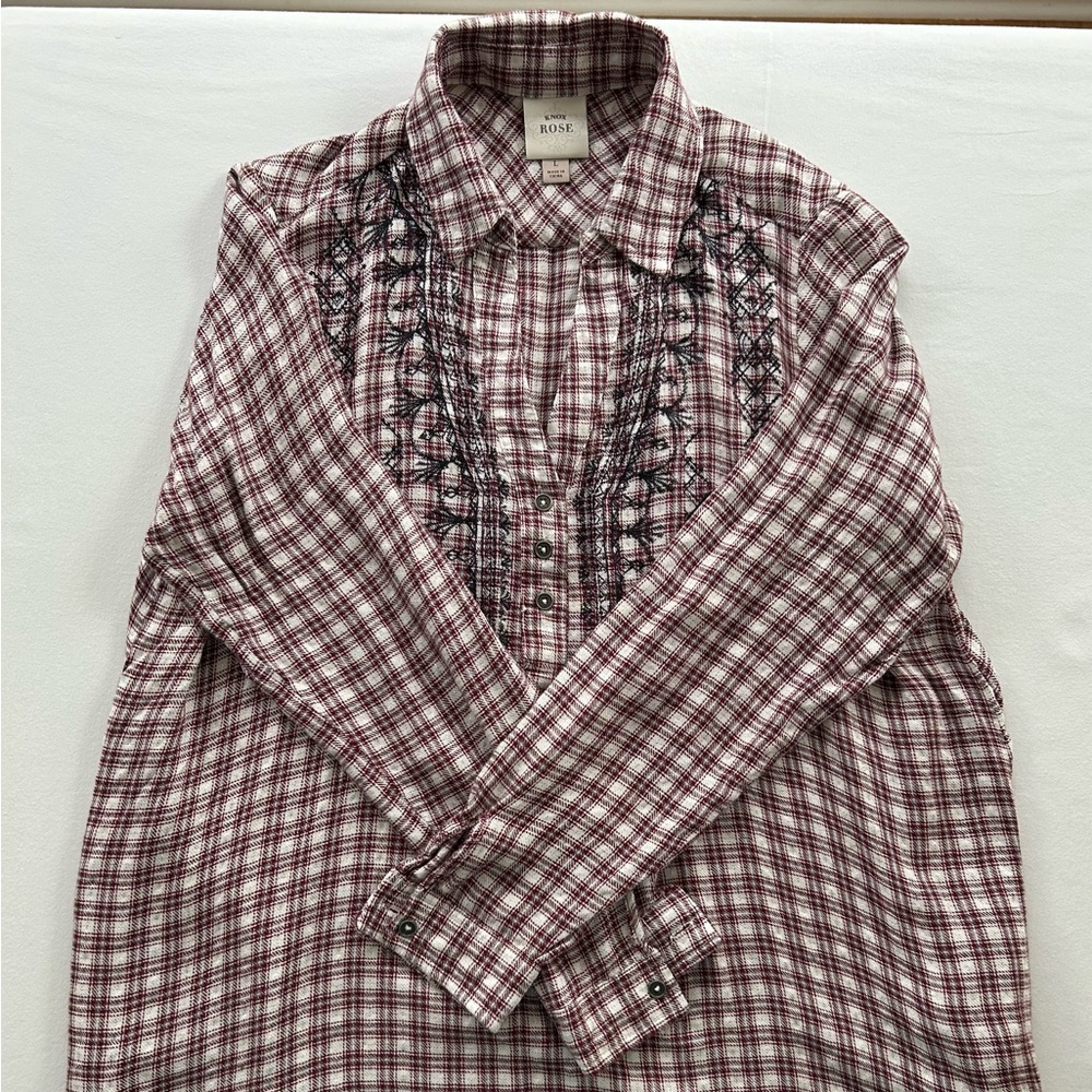 Knox rose red/white blouse size large